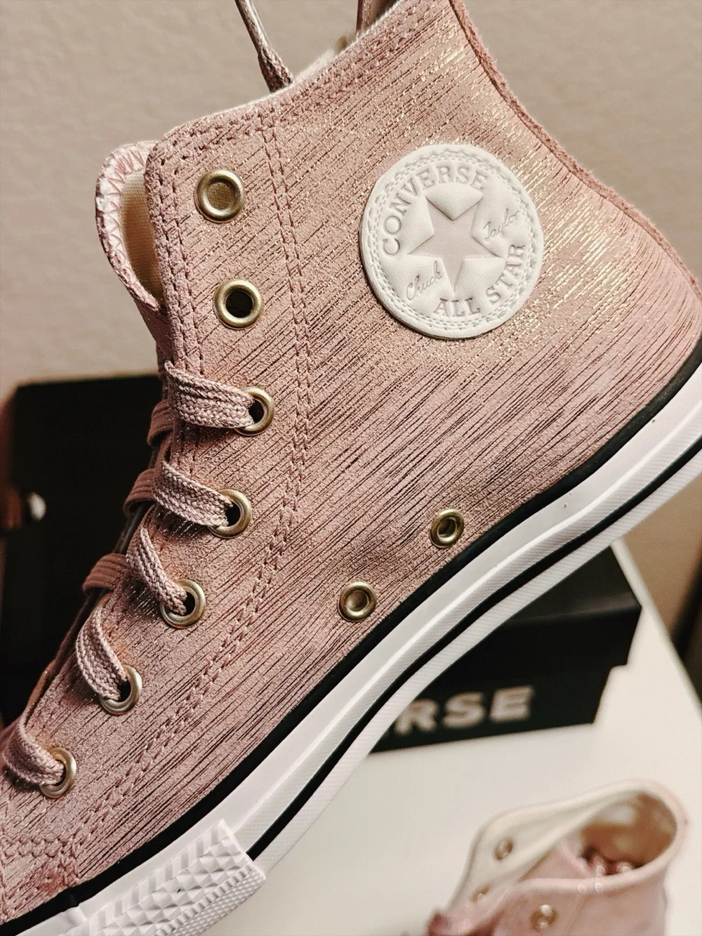 Converse Chuck Taylor All Star High Top Rose Gold Metallic Junior 3 662800C NIB